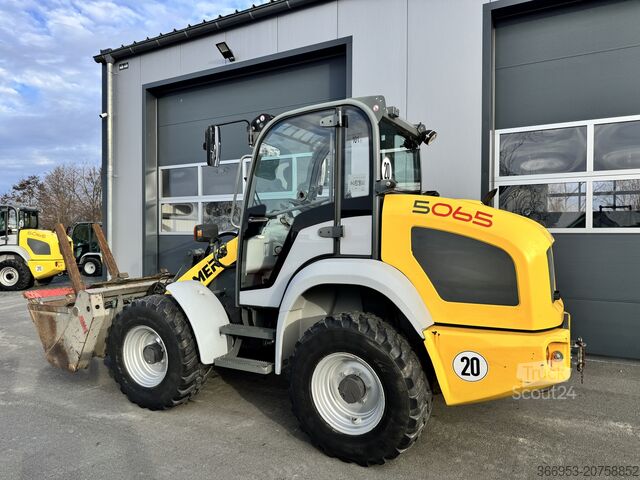 Riteņu iekrāvējs KRAMER 5065 / 650 - 1. HAND