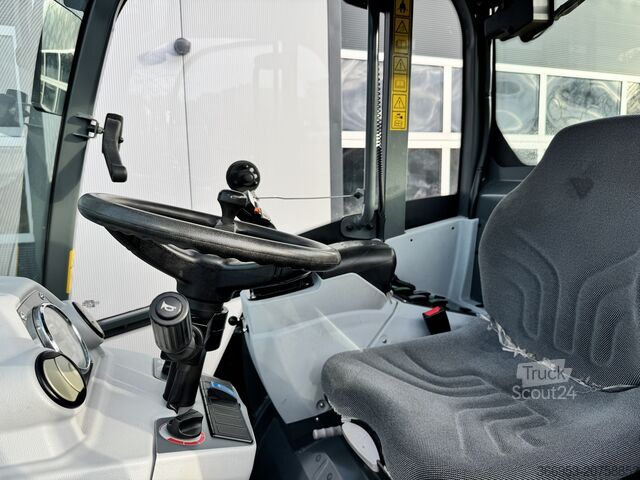 Riteņu iekrāvējs KRAMER 5065 / 650 - 1. HAND