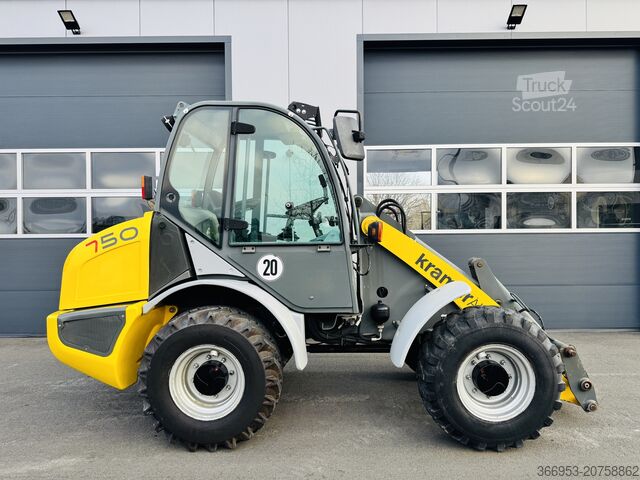 Riteņu iekrāvējs KRAMER 750 ALLRAD