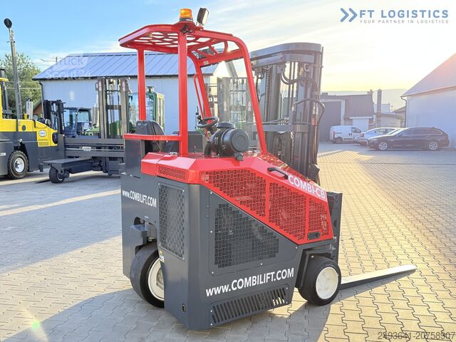 Wózek widłowy czterokierunkowy Combilift C3000CB GAS TRIPLEX 4900 FREE-LIFT