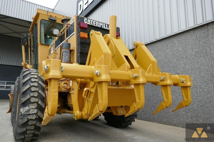 Grader Caterpillar 140H