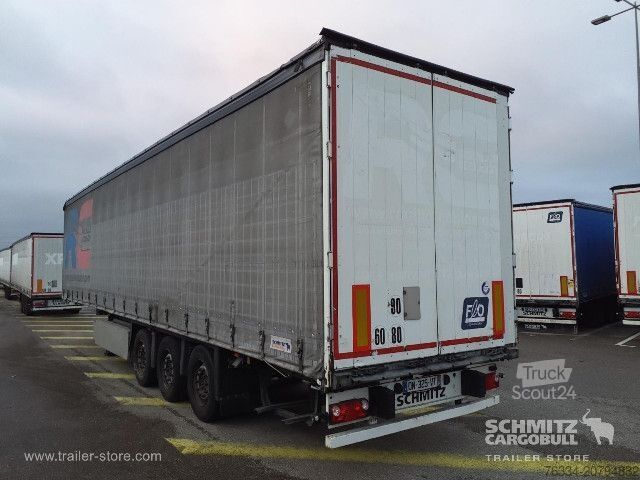 Semi-remorque bâchée Schmitz Cargobull Semitrailer Curtainsider Standard