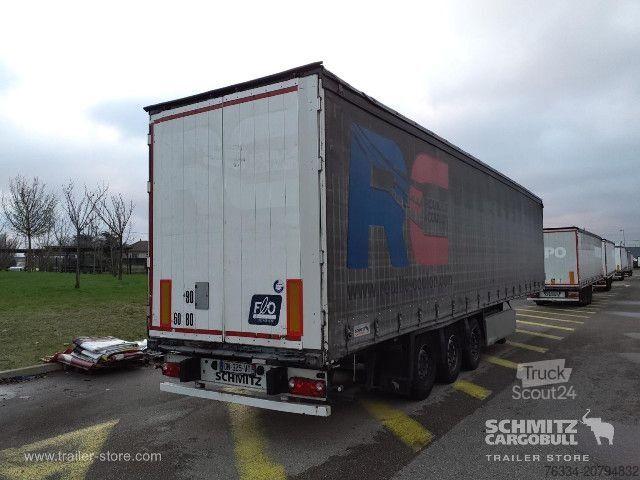 Semi-remorque bâchée Schmitz Cargobull Semitrailer Curtainsider Standard