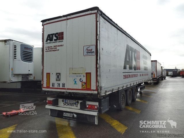 Semi-remorque bâchée Schmitz Cargobull Semitrailer Curtainsider Standard