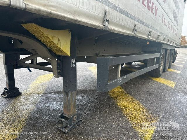Semi-remorque bâchée Schmitz Cargobull Semitrailer Curtainsider Standard