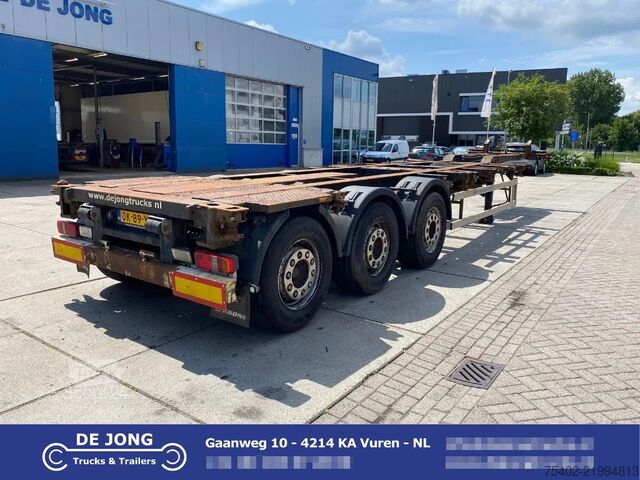 Konténerszállítás Krone SD Chassis / ADR / 2x Extendable / MB + Disc / ...
