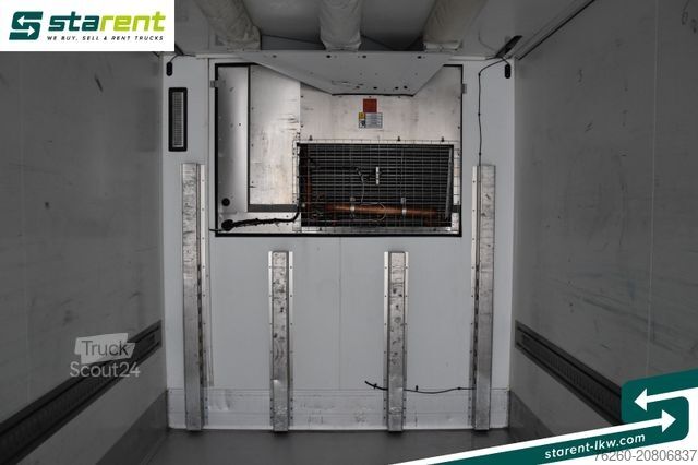 Šaldytuvas puspriekabė SCHMITZ CARGOBULL ThermoKing SLXi300 Palettenkasten 8.513 Std.