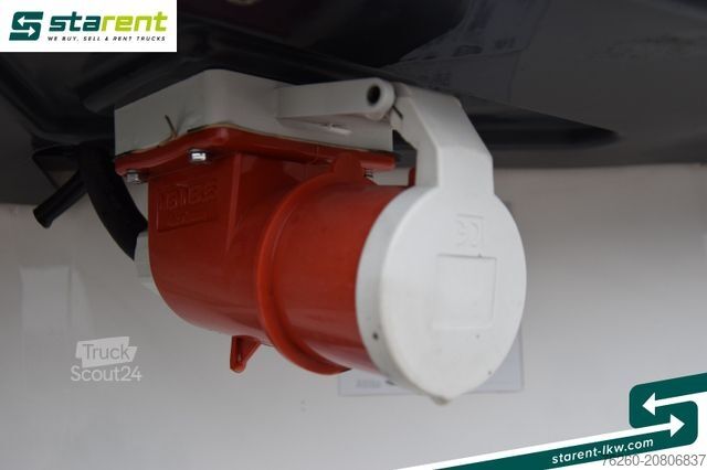 Šaldytuvas puspriekabė SCHMITZ CARGOBULL ThermoKing SLXi300 Palettenkasten 8.513 Std.