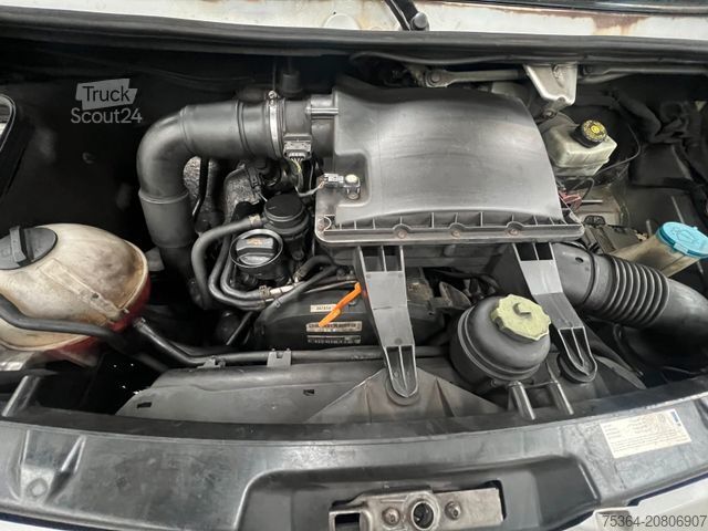 Minibús VOLKSWAGEN Crafter 2.5 TDi Maxi 9Sitze + Lift ENGINE BROKEN