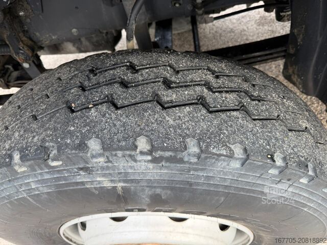 Tovornjak prekucnik Iveco TRAKKER 500