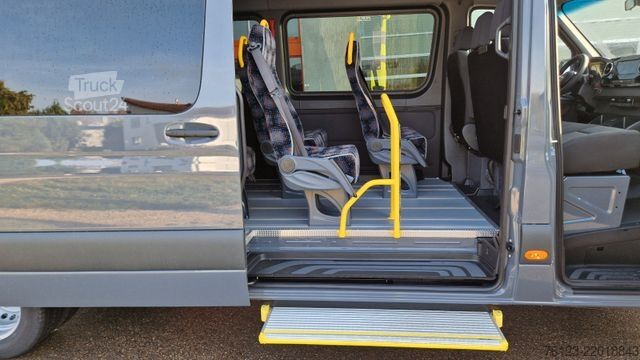Минибус MERCEDES-BENZ 8 Sprinter Lord Light 22 Sitzer Vorlauffahrzeug