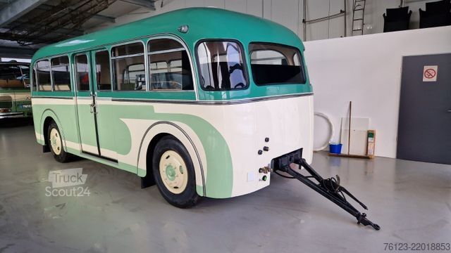 Bivalnik Kässbohrer PA 4