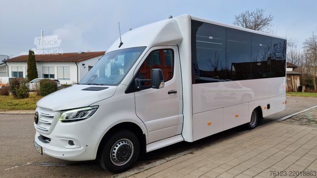 Minibus MERCEDES-BENZ 30 Sitzer Schul- Transferbus 519 Vorlauffahrzeug