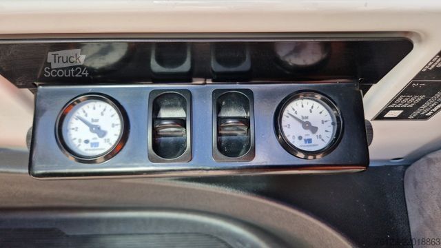 Minibus MERCEDES-BENZ 30 Sitzer Schul- Transferbus 519 Vorlauffahrzeug