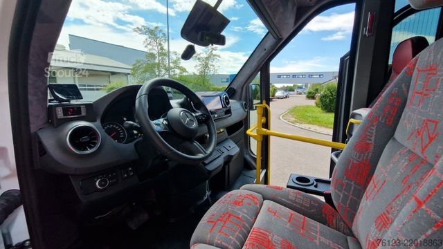 Minibus MERCEDES-BENZ 30 Sitzer Schul- Transferbus 519 Vorlauffahrzeug