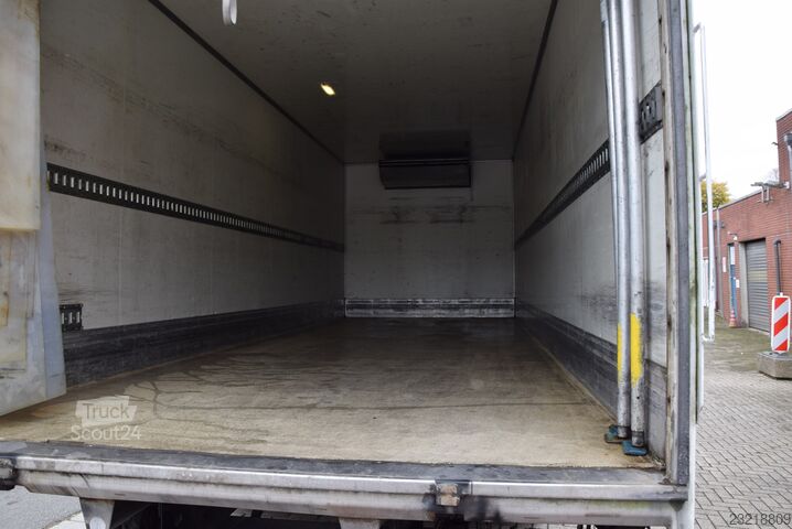 Camion frigorifique Mercedes-Benz Atego II  1222Kühlkoffer Thermo King MD 200 LBW