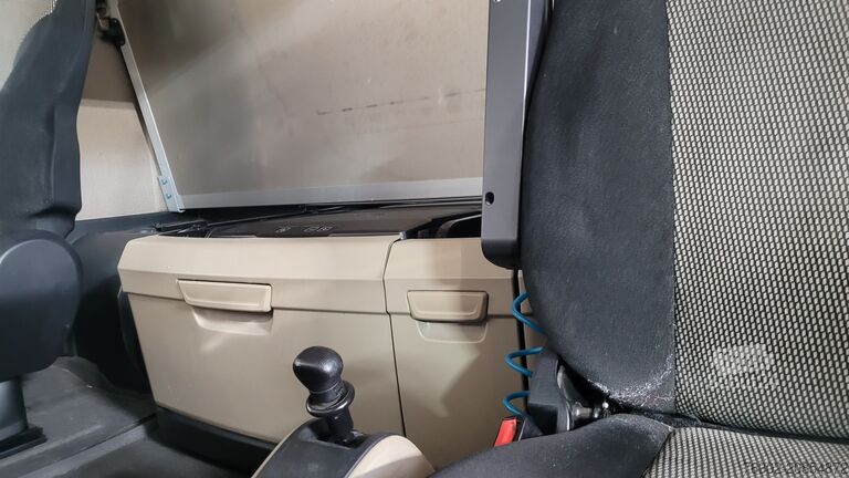 Standard trækker MAN 18.500 TGX 4x4 Kipphydraulik Standklima