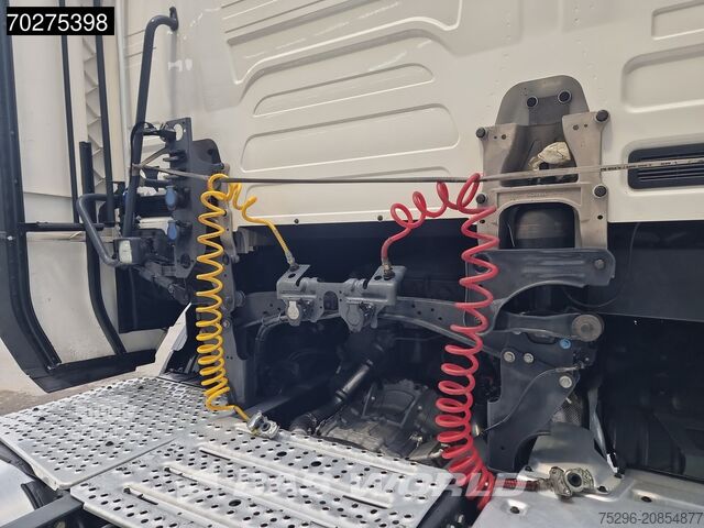 Standard-SZM Scania S460 4X2 Retarder 2x Tanks