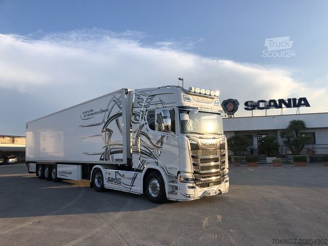 стандартен влекач SCANIA S 520