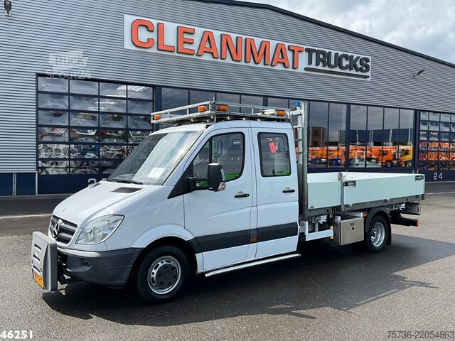 Vrachtwagen met kraan Mercedes-Benz 516 CDI Hiab 2,6 Tonmeter laadkraan Just 155.89...