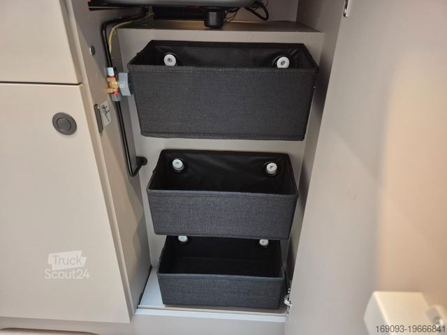 Caravana semiintegrada LMC Tracer 730 EL *Black Week Aktion*7469¤ Sparen!