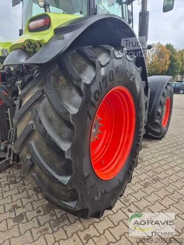 Traktor Claas AXION 830 CMATIC TIER 4F