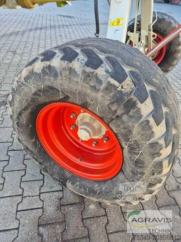 Rastrillo henificador Claas LINER 3600 COMFORT