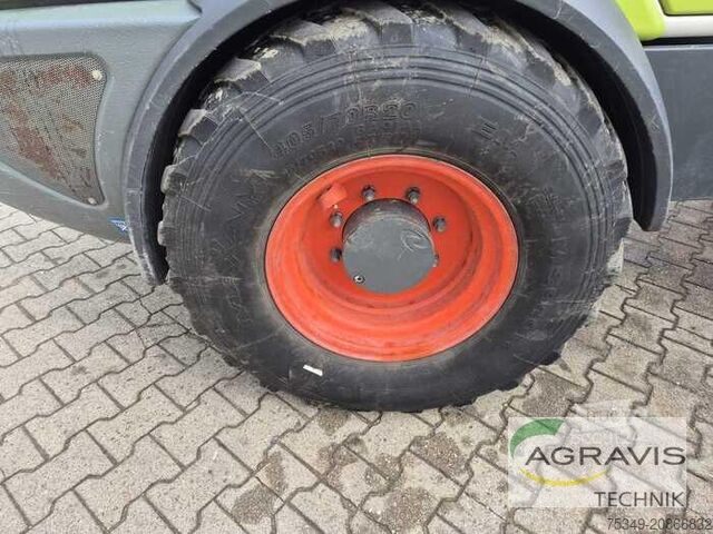 Yardlader Claas TORION 639