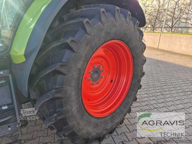 Traktor Claas ARION 620 CIS