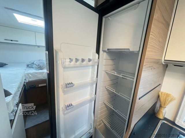 Półzintegrowany kamper CORIGON T Slim 70 LS Travel+ Pack+Solar+Markise+Etrusco