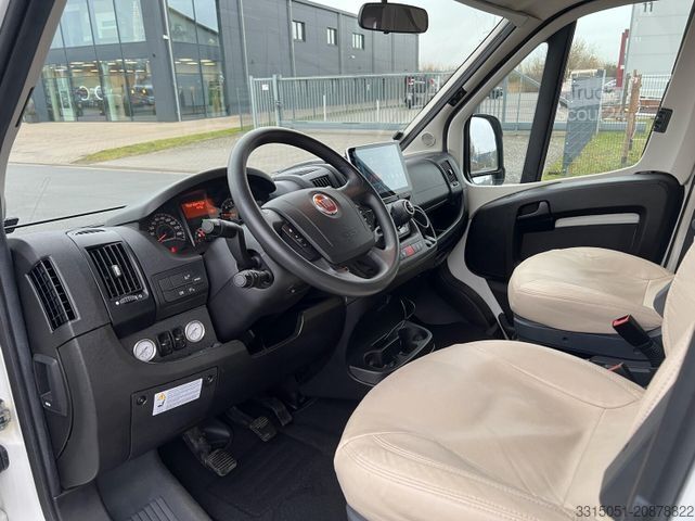 Polintegriran avtodom FORSTER T 745 EB Solar+AHK+Markise+Sat TV