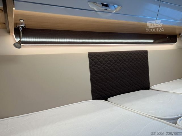 Polintegriran avtodom FORSTER T 745 EB Solar+AHK+Markise+Sat TV