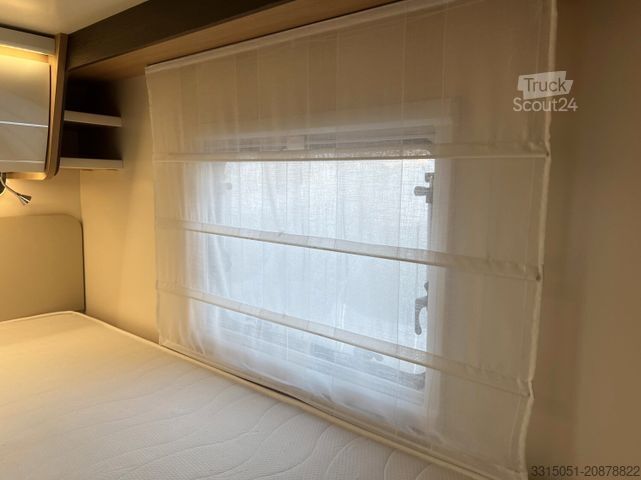 Polintegriran avtodom FORSTER T 745 EB Solar+AHK+Markise+Sat TV