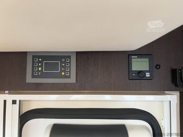 Polintegriran avtodom FORSTER T 745 EB Solar+AHK+Markise+Sat TV