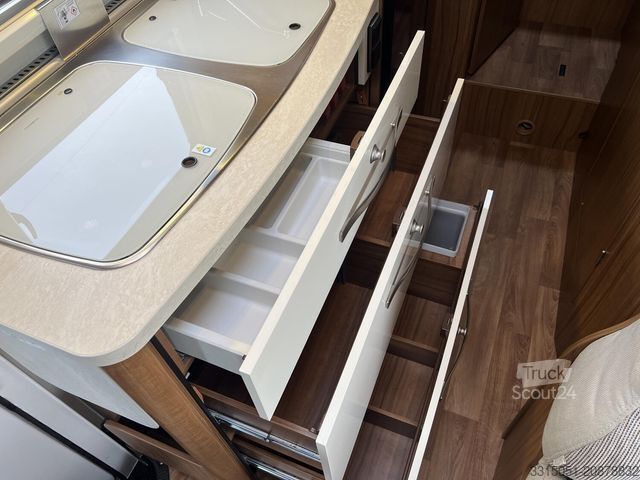 Camper integrado HYMER/ERIBA ML-I 580 Mercedes Solar+Wechselr.+Marki.+AHK