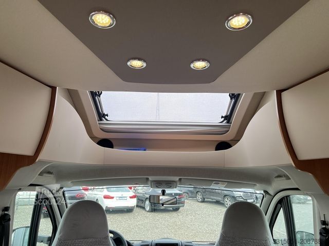 Félintegrált lakóautó BÜRSTNER Ixeo T 664 Solar+Markise+Wechselr.+Hubbett