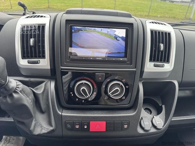 Autocaravana LMC Innovan 540 SKY Roof+AHK+Markise+Navi+Kamera