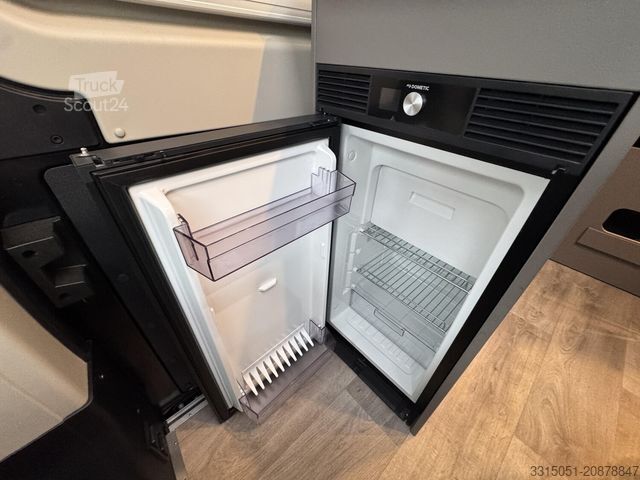 Autocaravana LMC Innovan 540 SKY Roof+AHK+Markise+Navi+Kamera