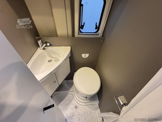 Autocaravana LMC Innovan 540 SKY Roof+AHK+Markise+Navi+Kamera