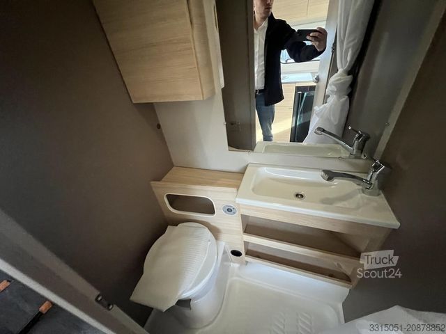 Kemperis WEINSBERG CaraCito 470 EU 1500kg+Dusche+Steckdosenpaket