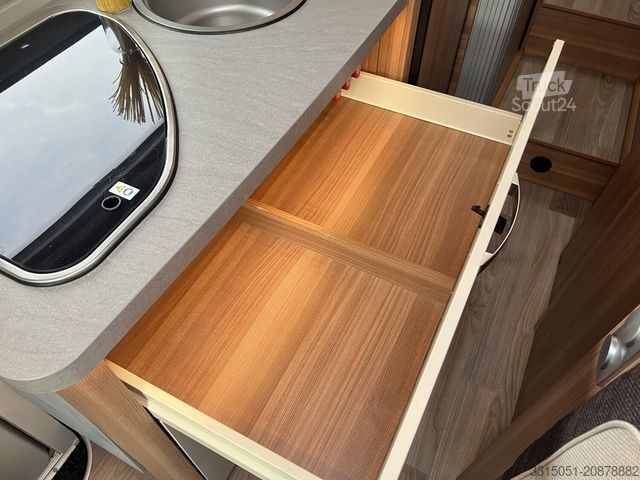 Caravana semiintegrada WEINSBERG CaraCompact 600 MEG Pepper+Markise+TV+Fahrradtr