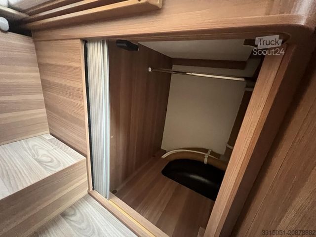 Caravana semiintegrada WEINSBERG CaraCompact 600 MEG Pepper+Markise+TV+Fahrradtr