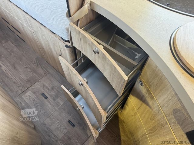 Autocaravana semi-integrada EURAMOBIL Profila RS 730 EB Solar+Wechselr+Alde+Fussbodenh