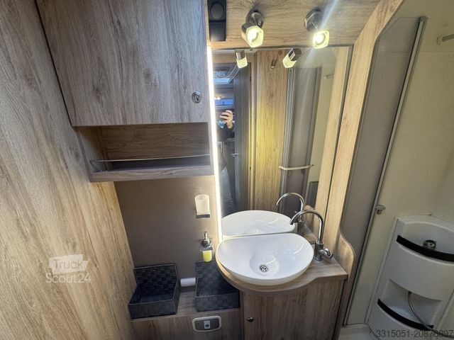 Autocaravana semi-integrada EURAMOBIL Profila RS 730 EB Solar+Wechselr+Alde+Fussbodenh