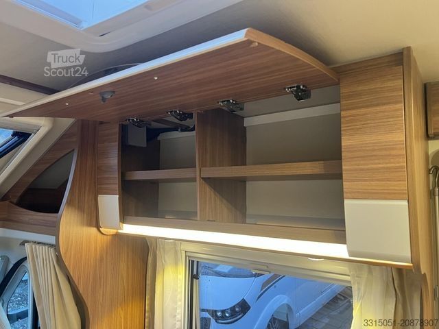 Polintegriran avtodom CARADO T 345 Solar+Markise+TV+AHK+Fahrradträger