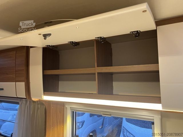 Polintegriran avtodom CARADO T 345 Solar+Markise+TV+AHK+Fahrradträger