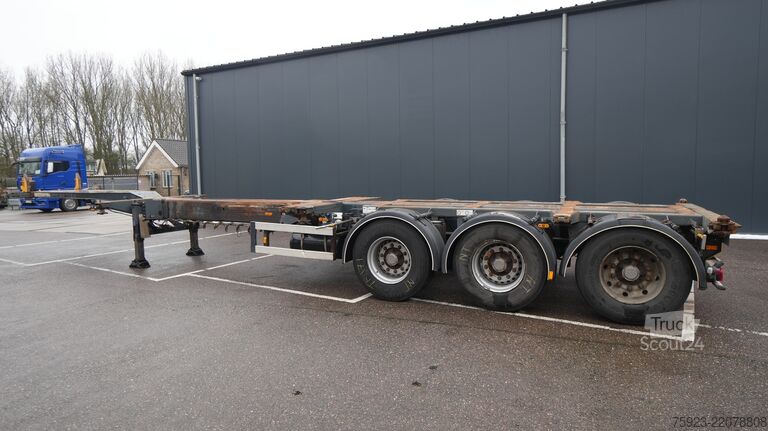 Konteinerių vežimas D-tec Extendable container transport trailer
