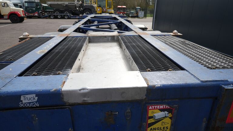 Konteinerių vežimas D-tec Container transport trailer ADR 30FT