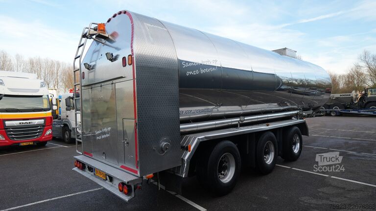 Cisterna za hranu Magyar Food tank trailer
