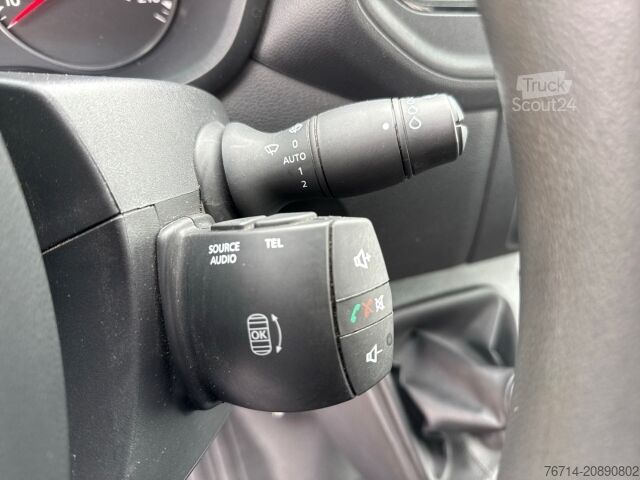 Autocarro con cassone fisso Renault Master KIPPER L2H1 3,5t KLIMA+AHZV